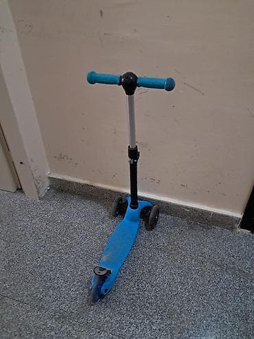 skuter az: 3-6 yaşlı uşaq üçün . Heç bir problemi yoxdur. Sonu 10 manata gəlib — 2