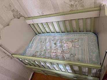 Beşiklər: Oğlan və qız üçün, Dördbucaq, Beşik, Yellənmə mexanizmsiz — 3