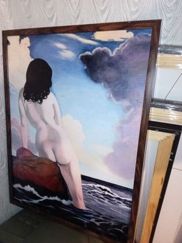 divar bra: Rəsm tablo – dəniz mənzərəsi və fiqur - Süjet: arxa plandan görünən — 1