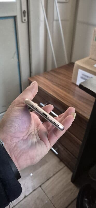 iphone 7 islenmis: IPhone 8, 64 GB, Matte Gold — 3