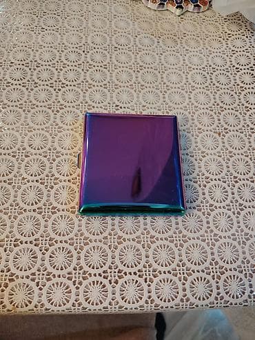 Rəng dəyişən metal siqaret qutusu (Champ) - Kompakt, iki tərəfli