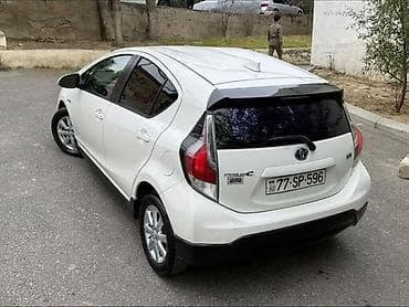 lider disk type 1 per page 40: Toyota Prius: 1.5 l | 2018 il Hetçbek — 4
