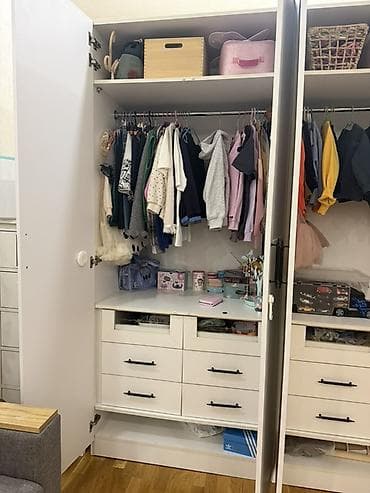 isqaf: Şkaf satılır. Ölçüləri: — eni: 200 sm — hündürlüyü: 230 sm — — 6