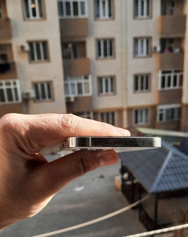 Qazanlar: IPhone 12 Pro, 128 GB, Ağ, Face ID — 5