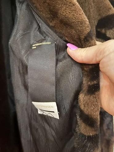 Kopenhagen Fur “Burgundy” etiketli orijinal mink (xəz) qadın paltosu