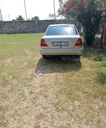 bmw e34 satilir: Mercedes-Benz C 180: 1.8 л | 1994 г. Седан — 4