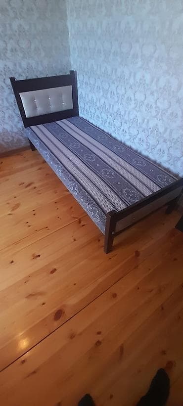 divan olcusu: Tək nəfərlik taxta çarpayı - Ölçü: təxmini 90×190 sm (tək nəfərlik) - — 2