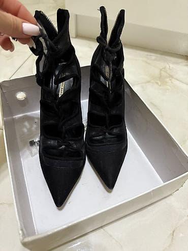 Zara, Ölçü: 36, rəng - Qara, Yeni