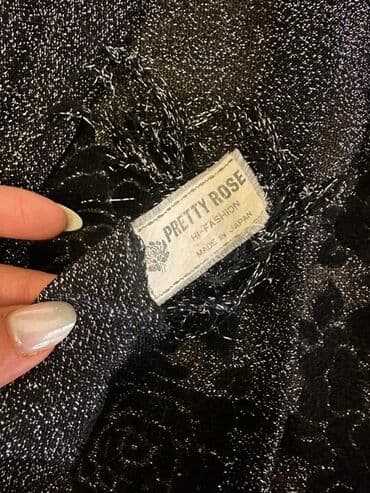 brilyant qaşlı üzük: Pretty Rose brendi üçbucaq şal - Mənşə: Made in Japan (etiketdə) - — 2