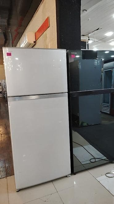 samovar satilir: 2 qapılı Midea Soyuducu Satılır, rəng - Ağ, Təkərli — 1