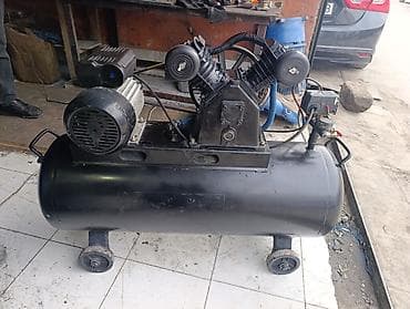 Mağaza avadanlığı: Sənaye tipli hava kompressoru - İki silindrli, V-tip başlıq - Güclü — 2