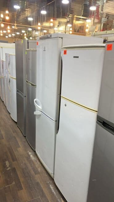 İşlənmiş 2 qapılı Indesit Soyuducu Satılır, rəng - Ağ