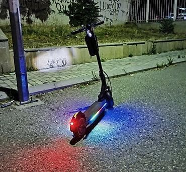 Elektrik skuter – şəhərdaxili sürüş üçün tam təchizatlı model