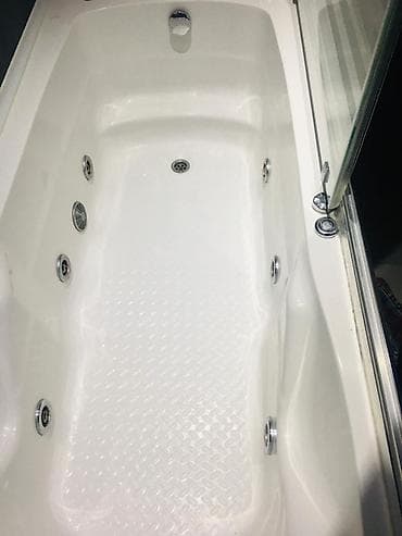 akril vannalar: İşlənmiş Cakuzi vanna Motorlu, Plastik, Ünvandan götürmə — 2