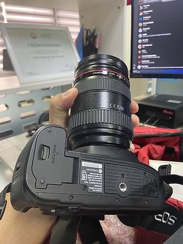 4 pro playstation: Canon EOS 5D Mark 4 + Canon EF 24-70mm f/2.8L USM dəst - Kamera ve — 4