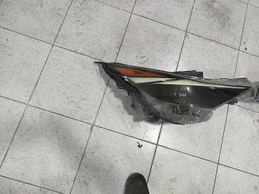 Komplekt, Yaxın və uzaq vuran işıqlar Toyota, Orijinal, ABŞ