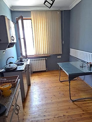 Əcəmi m. yaxınlığında, 1-ci mərtəbədə Biznes üçün Yararlı 4 Otaqlı — 7