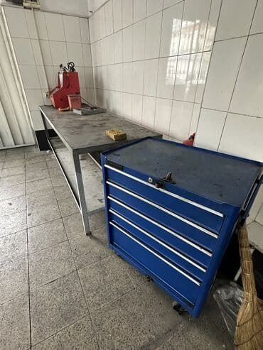 Автомаляры: Elektrik tələb olunur. Ünvan Babək pr. Əlavə məlumat üçün zəng edin — 4