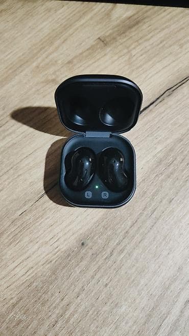 iphone 14 pro max 1: Samsung Galaxy Buds Live (Black) – Sound by AKG - Açıq-qulaq dizaynlı — 2