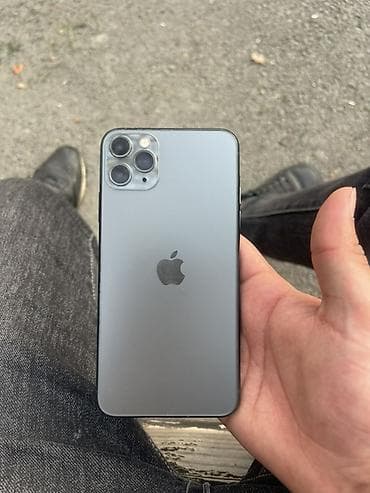 ayfon satilir: IPhone 11 Pro Max, Space Gray, Face ID — 2