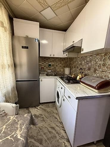 xırdalan gül salonu: 3 Otaq Daş bina orta blok 1ci mərtəbə. Sumqayıt 2 ci mikrayon pioner — 6