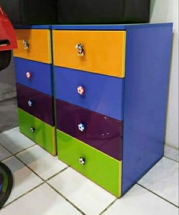 usaq kreslolari: Uşaq salonu ücün mebel. 2 güzgü 1*1m. 2 tumba ( teker üste ) 2 polka — 2