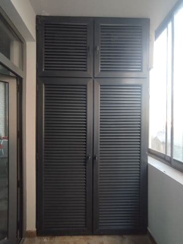 kombi şkaf: Mənfəz li̇ şkaflar. Kondi̇si̇oner ve kombi̇leri̇n kabağina plasti̇k — 1