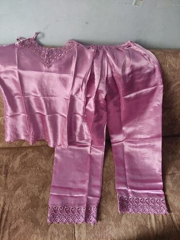 string alt paltarı: Gecə gəyimi dəsti satilir yenidir — 2