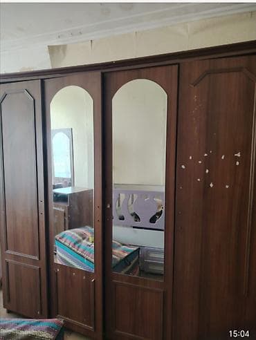 at fiqur: Klassik divan, Qonaq otağı üçün, Açılmayan — 6