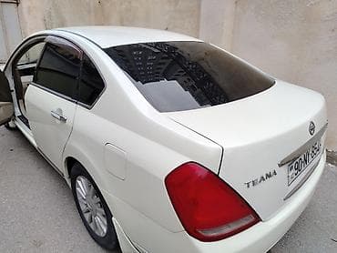 Nissan Teana – ağ rəngli, geniş salonlu biznes-seqment sedan. Texniki lalafo.az -da Nissan Teana – ağ rəngli, geniş salonlu biznes-seqment sedan. Texniki