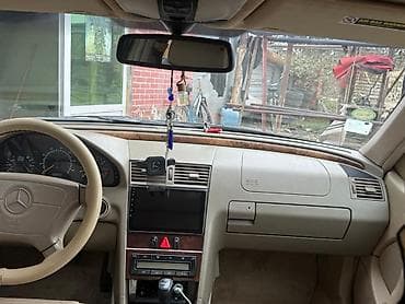 niva masin: Mercedes-Benz C 230: 2.3 l | Sedan — 9