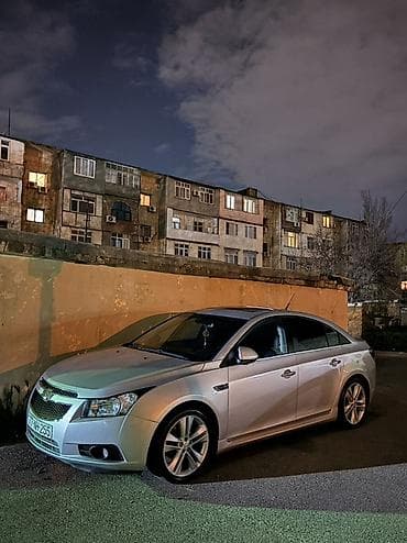 Chevrolet: Chevrolet Cruze: 1.4 л | 2011 г. 337800 км Седан — 5