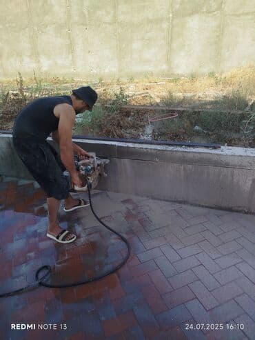 malyar işi: Səssiz tozsuz səliqəli kəsim. Beton katlavan monolit kubik — 3