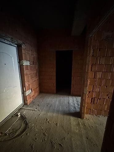 su ceni plastik: Yeni tikili binada mənzil – təmirsiz (pod-mayak) planlama,Guneshli — 5