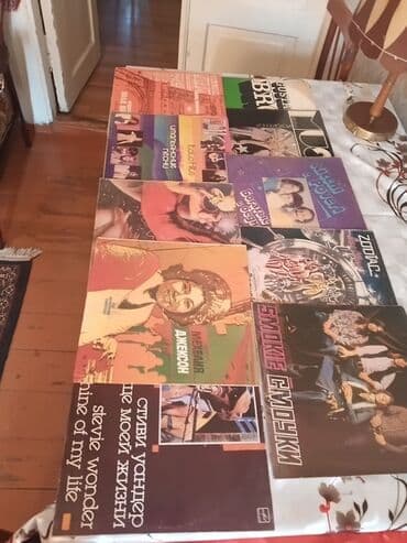 виниловые пластинки баку: Плостинки,знаменитых мировых исполнителей,дёшево,по 5 манат, за — 5