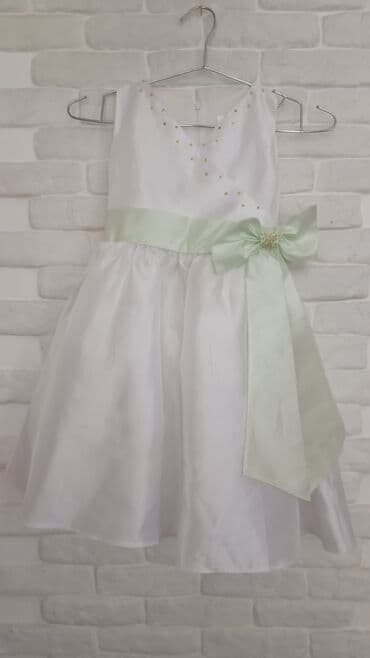 Paltar qız uşağına 5-6 yaş