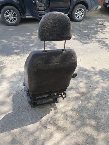 Avtomobil oturacağı – sürücü/ön sərnişin üçün Xüsusiyyətlər: - Fərdi