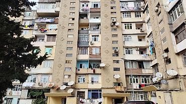 ev satisi sumqayit: Bakı, Yeni Günəşli Massiv V, 2 otaqlı, Köhnə tikili, m. Xalqlar Dostluğu, 64 kv. m — 1