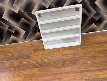 trimo mebel: İşlənmiş, Manikür üçün masa, Güzgüsüz — 3