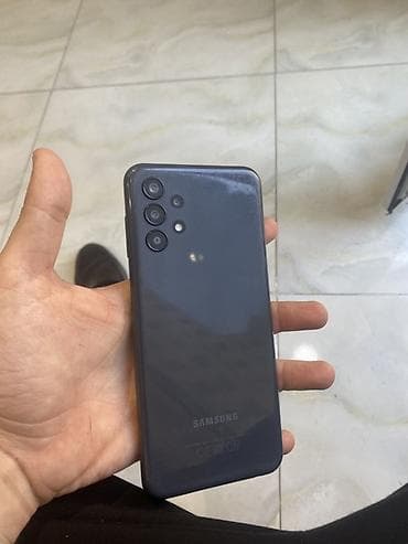 Samsung Galaxy A13, 64 GB, rəng - Qara, İki sim kartlı lalafo.az -da Samsung Galaxy A13, 64 GB, rəng - Qara, İki sim kartlı