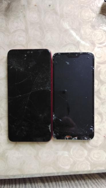 İki ədəd smartfon satılır – ehtiyat hissələri üçün: 1) Honor (qırmızı