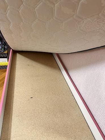 Oğlan və qız üçün, Çarpayı, Bazasız, Matras ilə, Siyirməsiz