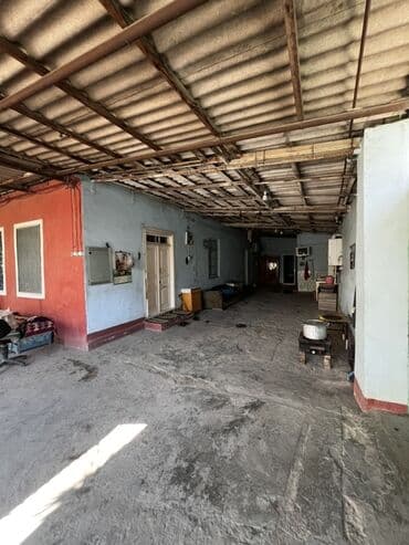 недвижимость в кусарах: Qaraçuxur Qəsəbəsində 10 sotda həyət evi satılır. Yaxınlığında 4 — 4