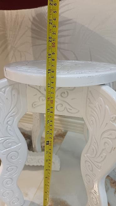 yumru stol: Для гостиной, Б/у, Нераскладной, Круглый стол, 2 стула — 7