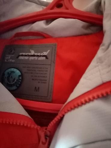 kalson geyim: İdman üslubunda gödəkcə. Ucuz qiymətə satılır. Xaricdən alınıb razmer — 2