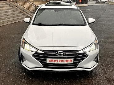 mersedes c 220: Hyundai Elantra: 2 l | 2019 il Sedan — 3