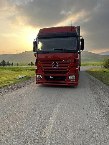 Mercedes-Benz Actros uzunməsafəli yükdaşıma komplekti - Marka/model