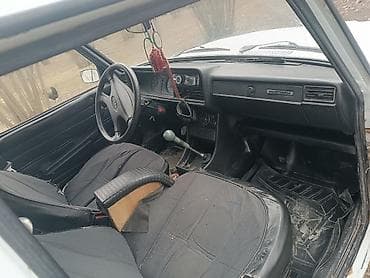 balaxanı heyet evleri: VAZ (LADA) 2107: 0.3 l | 1997 il 9 km Sedan — 4