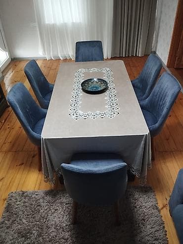Masa 330 manat 6 ədəd stul 1 ədədi 120 manat deyilir real alıcıya