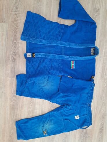 Mavi rəngli cüdo kimanosu 160 razmer(yuxarı gödəkcə və şalvar dəsti)